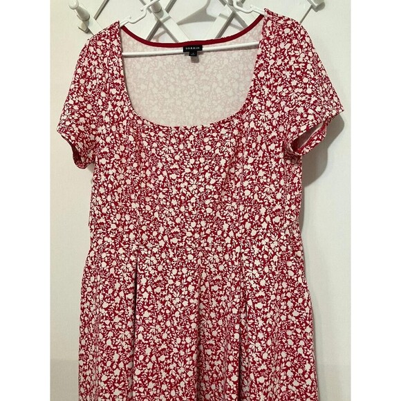 Torrid Maxi Women's Dress 1X Red Floral Cap Sleeve Pleated Fit Flare Pockets EUC - Picture 2 of 12